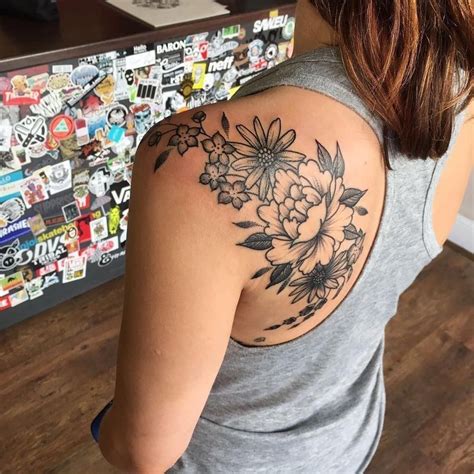 shoulder tattoos for women